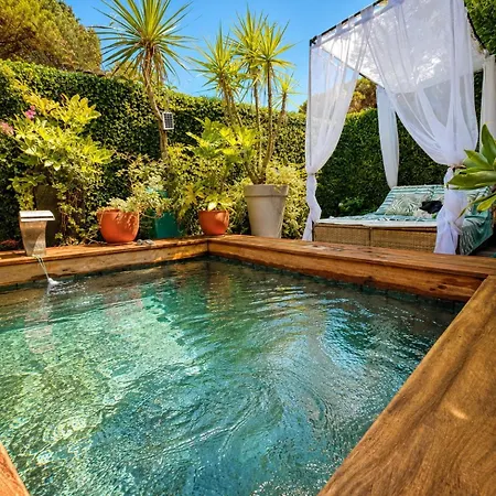 Casa de Férias Casa Bambou An Hidden Gem Near Saint Tropez With Private Pool